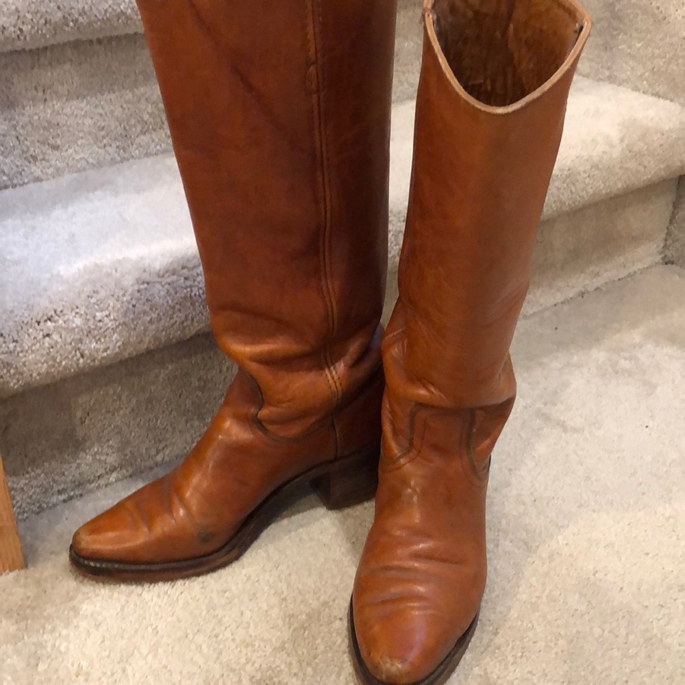 FRYE VINTAGE 70s COGNAC LEATHER TALL BOOTS
